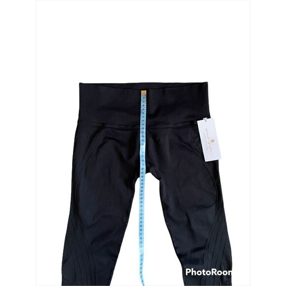 Spiritual Gangster High rise legging Size M/L NWT - Picture 4 of 5